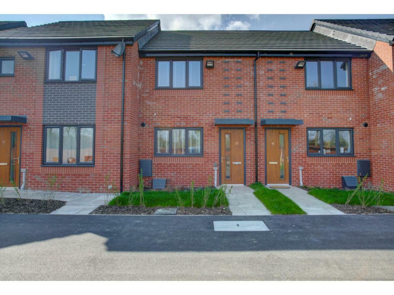 Apartment Newly Built, Splendid House For 5 In Manchester!