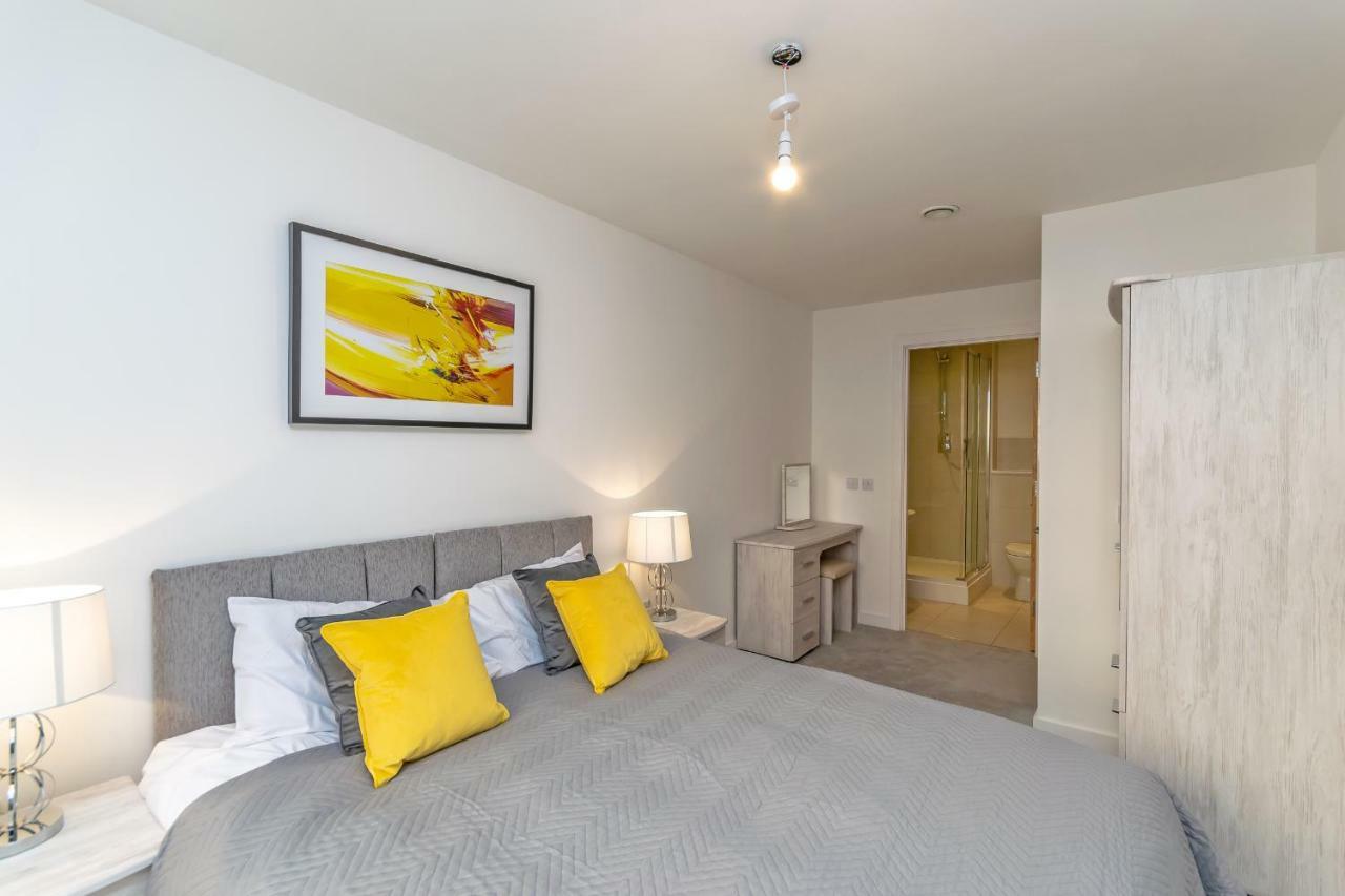 Halo House Apartment
