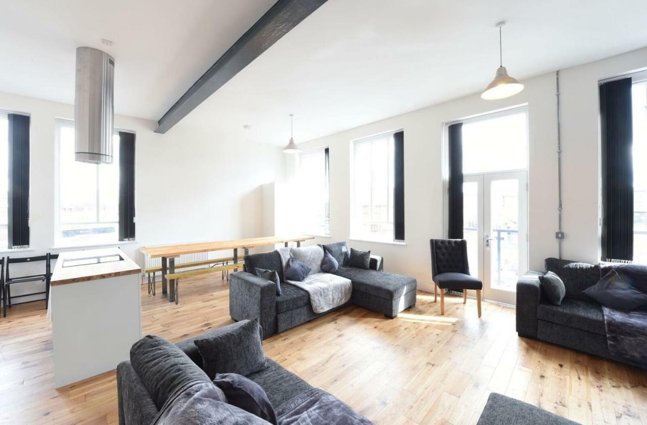 Stunning High Spec Sleep 14 Apartment *