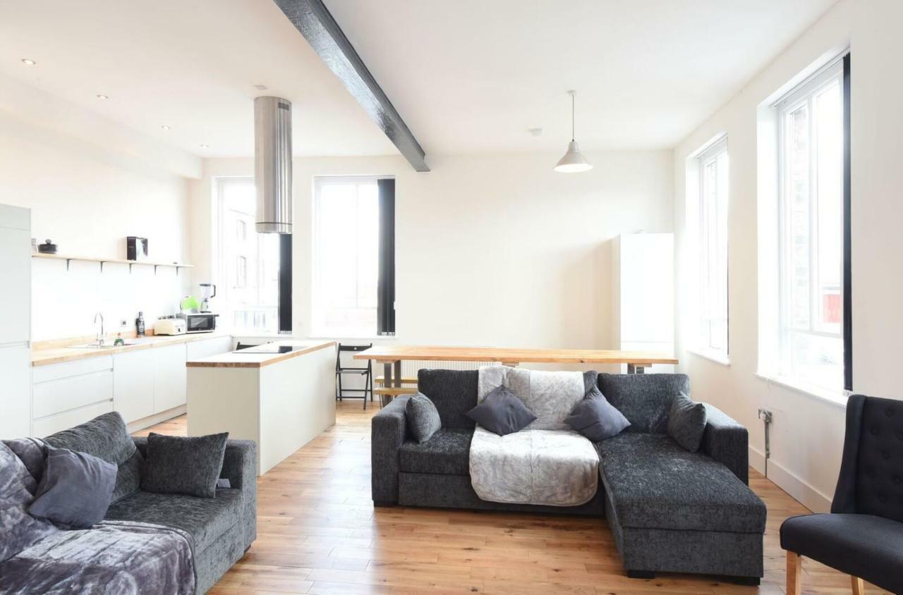 Stunning High Spec Sleep 14 Apartment *