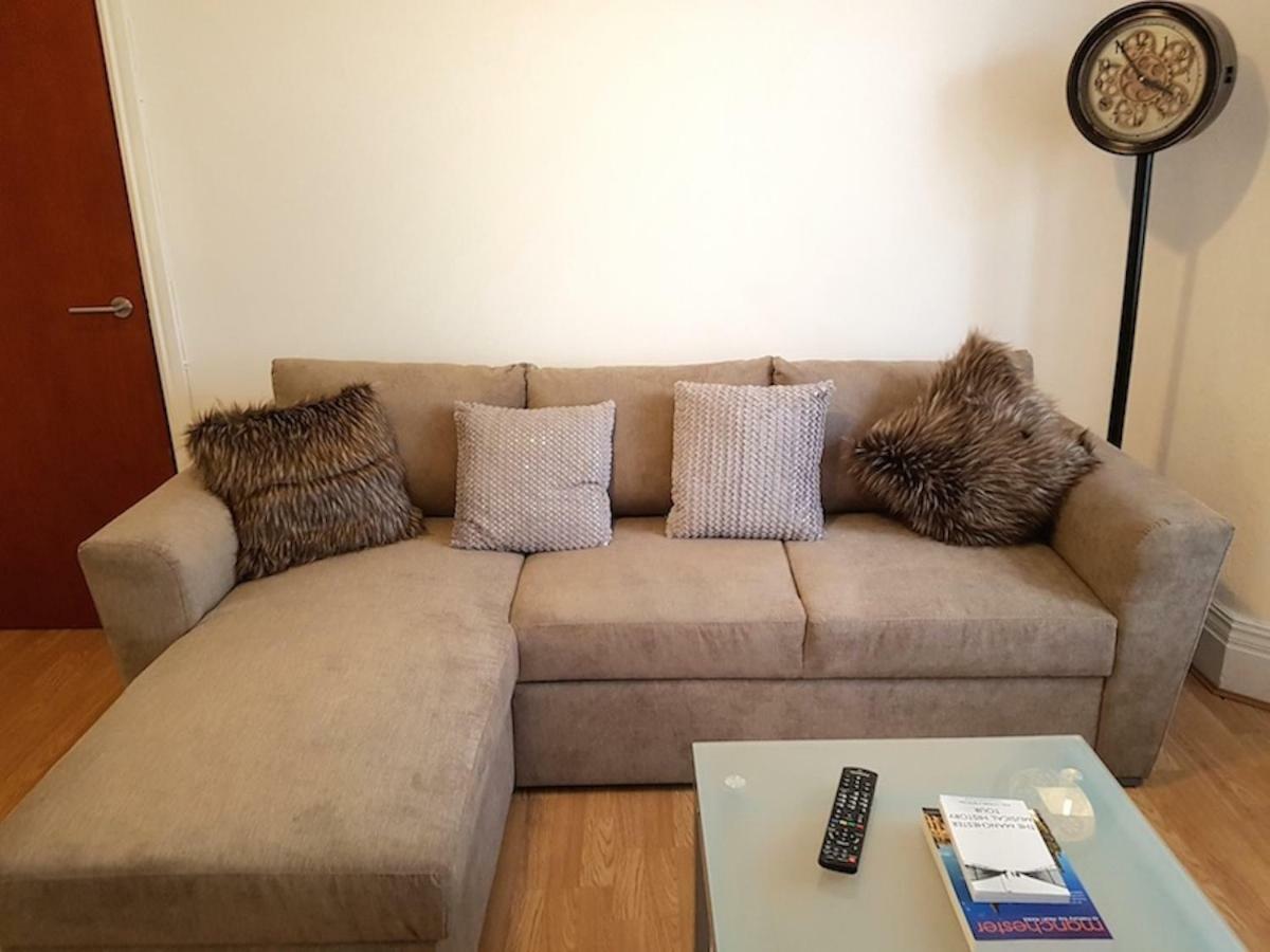 Barlow Moor Road Apartment *