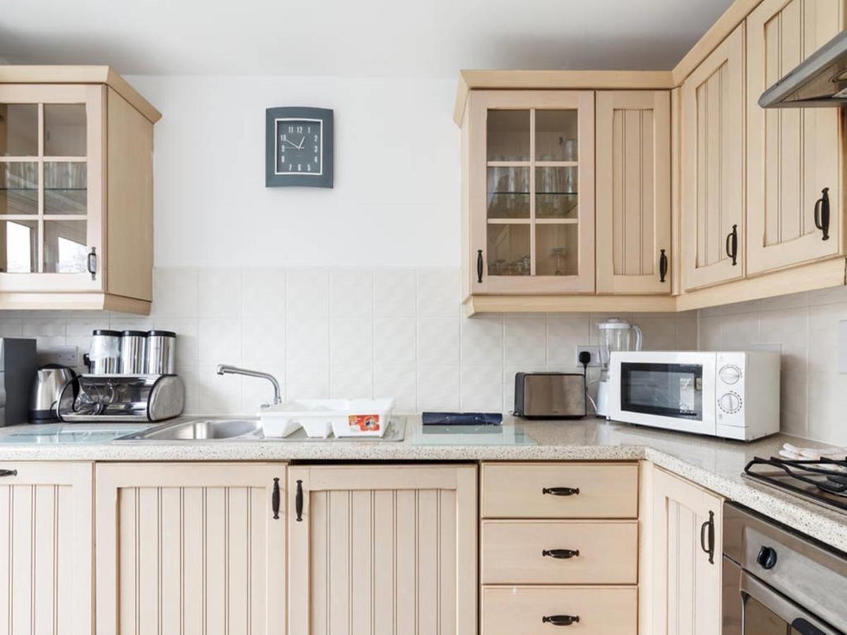Guest house My-places Abbotsfield Court Townhouse 4 4*