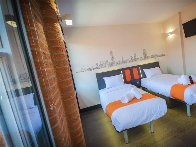 Hotel Easyhotel 2*