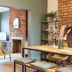 Stunning Scandi Abode In Manchester Parking