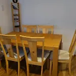 Lovely, Spacious 1-Bedroom Apartment With *Free Parking
