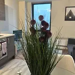 Cosy Studio For 2 In Central Manchester
