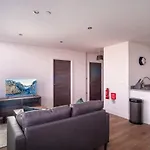 Stay Zeni, Alexandra Rise Manchester Modern 1 Bed