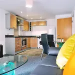 2 Bed Ensuite With Balcony And Free Onsite Secure Parking
