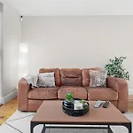 Fantastic, Modern 3 Bedroom House