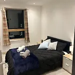 Luxury 2 Bedroom Apartment Manchester City Centre With Free Parking