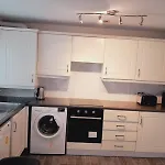 Modern 2 Bed, 2 Bath Apartment Near Etihad Stadium And Coop Live