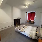 Double-Bedroom In The Heart Of Salford Manchester Perfect For Short Stays
