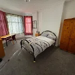 Double-Bedroom In The Heart Of Salford Manchester Perfect For Short Stays