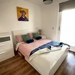 The Skyview Apartment Near Media City & Old Trafford Stadium