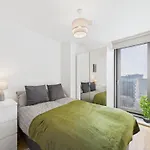Cosy 2Br In Media City