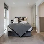 The Hidden Suite - 4Br Townhome Roof Top