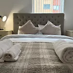 Lux 2Bed City Centre And Ao Arena Free Parking Modern Apt