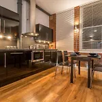 Eleska\'S Apart Hotel
