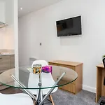 Essential Manchester Apartment
