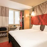 Ibis Manchester Centre 96 Portland Street