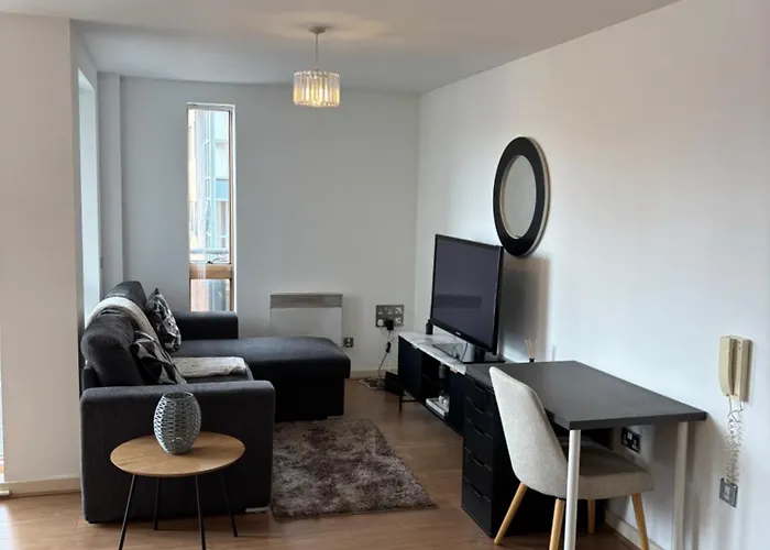 Lux 2Bed City Centre And Ao Arena Free Parking Modern Apt