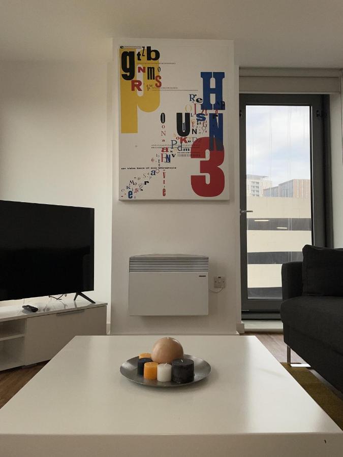 Media Stays - Luxury Apartment *