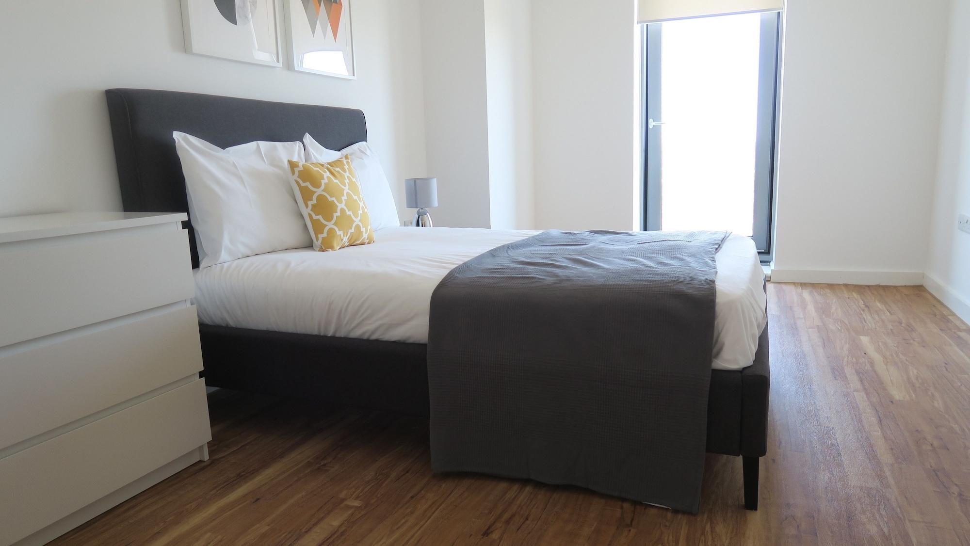 Quay Apartment