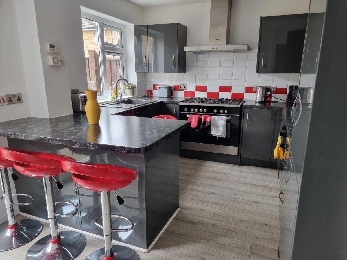 Spacious House In *