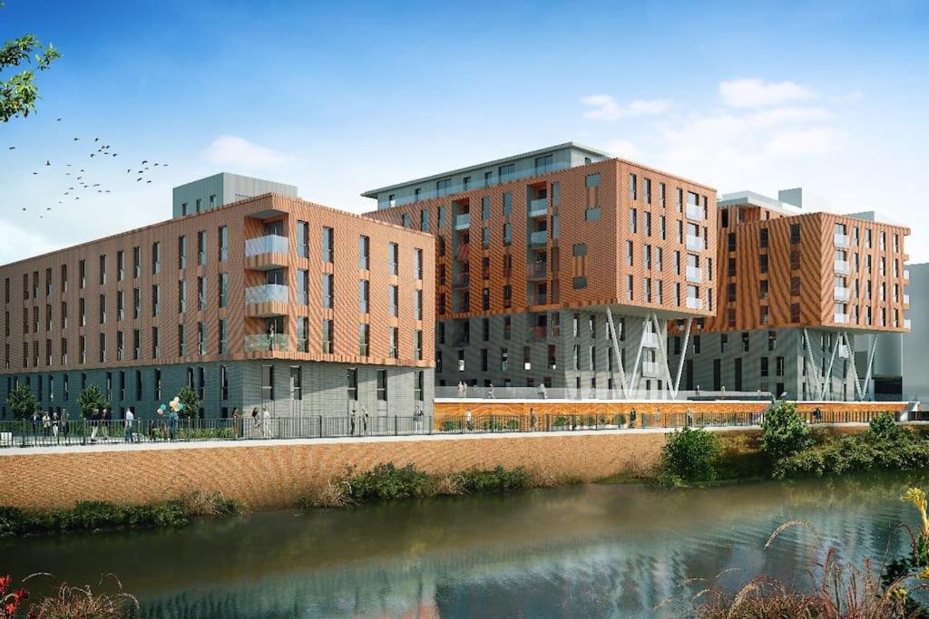 Apartment Red Ba Serviced Accommodation- Adelphi