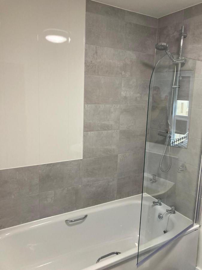 Apartment Red Ba Serviced Accommodation- Adelphi