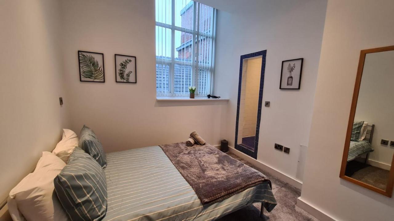 Spacious, Bright And Airy Centre Flat. Unique Converted Mill. Apartment *