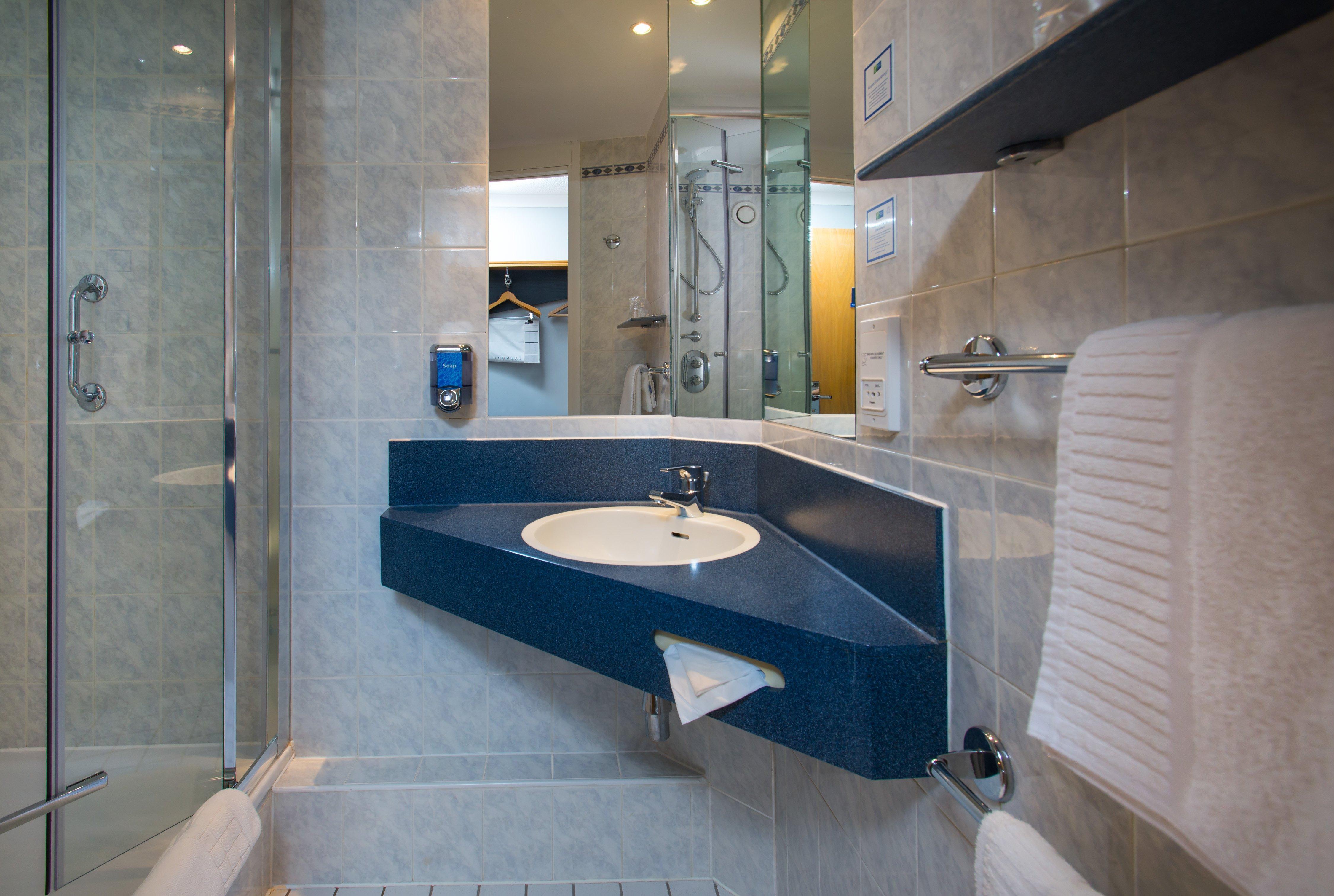 Express - Salford Quays By Ihg 3* Manchester
