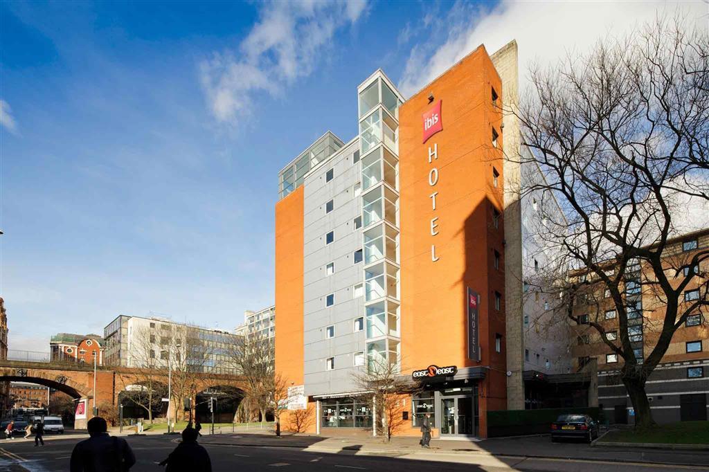 Ibis Centre Princess Street Hotel 3*