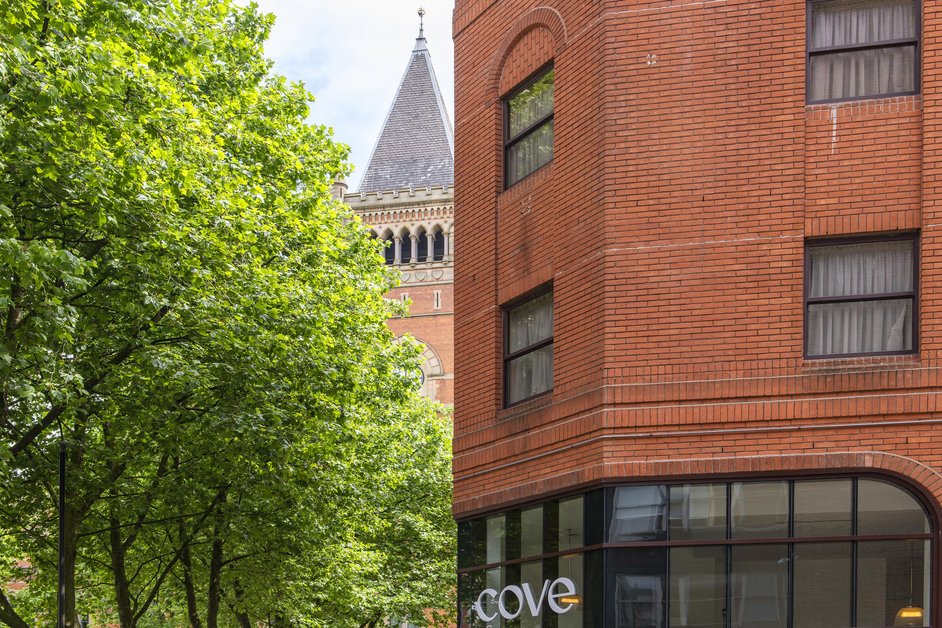 Cove Minshull Street 4*