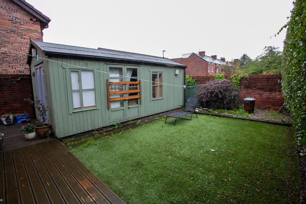 Holiday home 3-bedroom House In Chorlton Full Of Character Manchester