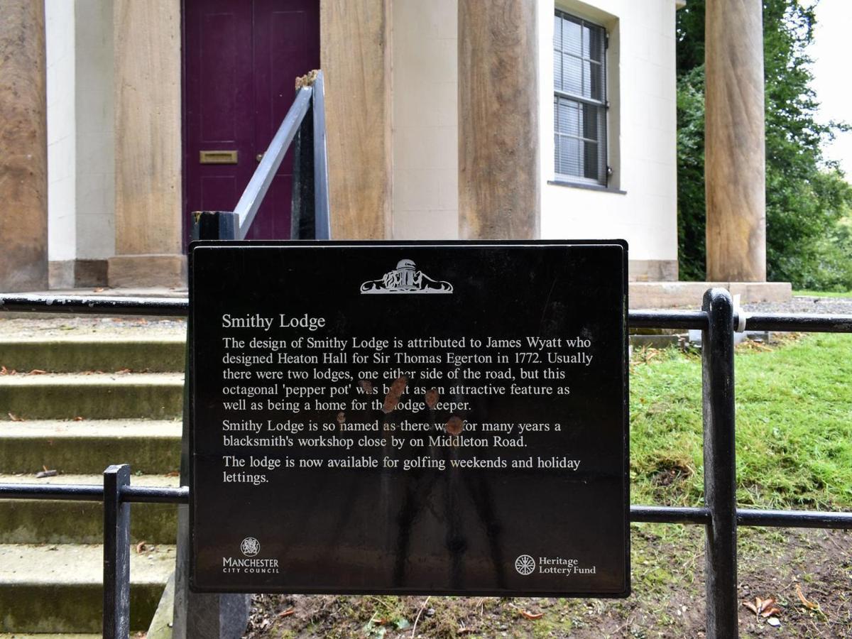 Smithy At Heaton Park Holiday home *