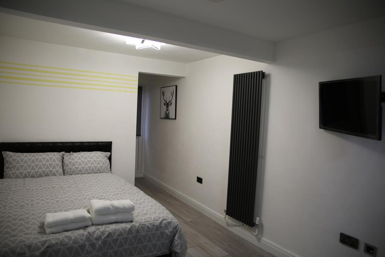 Rostron House Guest house *