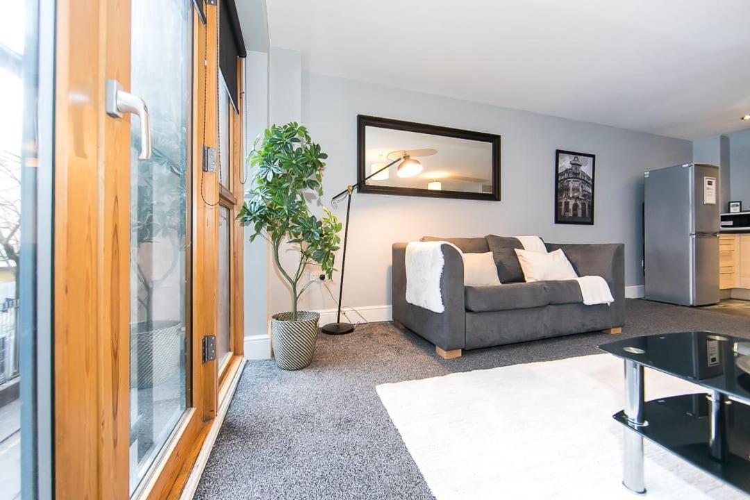 The Warehouse 2 Bedroom *