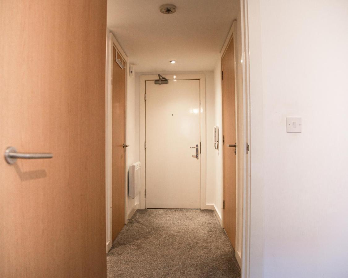 Apartment Luxury King Bed Near Old Trafford Stadium