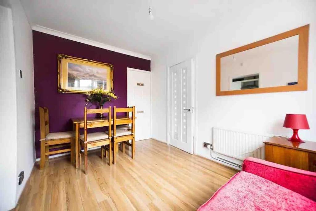 Apartment Fantastic House Near The City, Free Parking