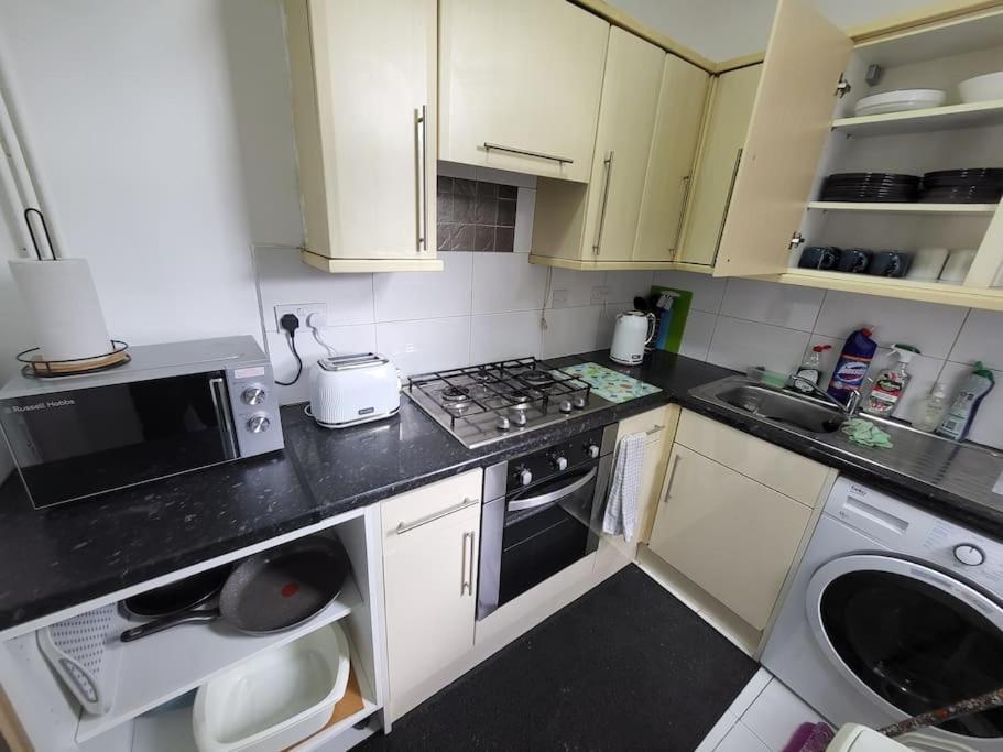 Apartment Comfortable House Near Etihad - Sleep Rest *