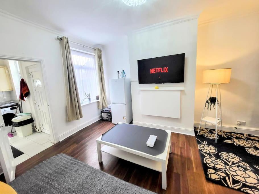 Comfortable House Near Etihad - Sleep Rest Manchester