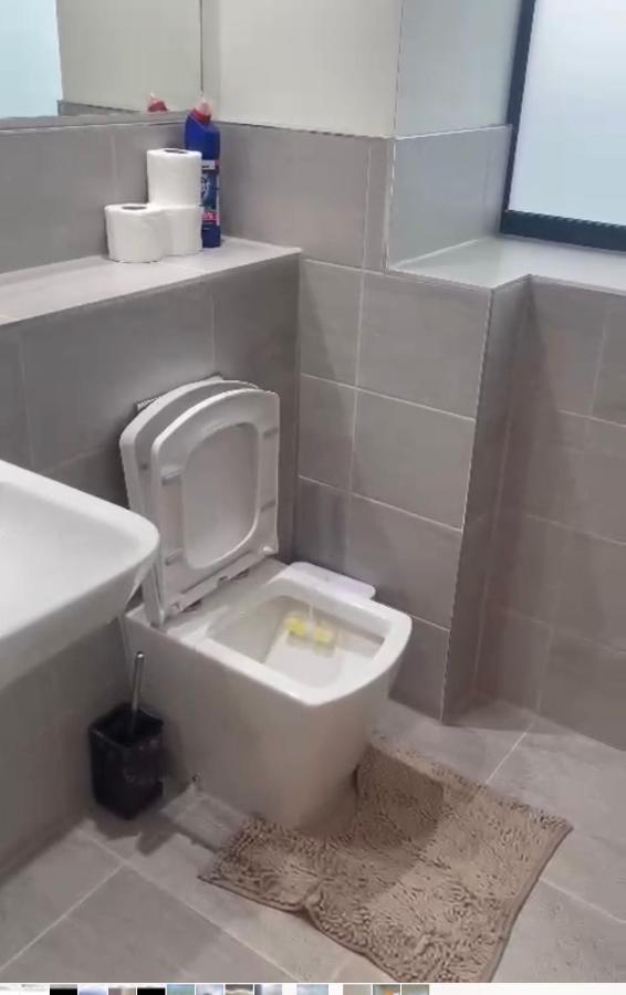Affordable Two Bedroom Penthouse Close To Centre Old Trafford Apartment *