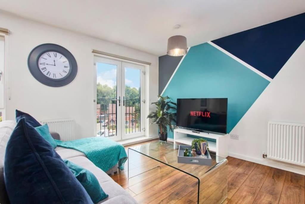 Stylish Flat In Apartment