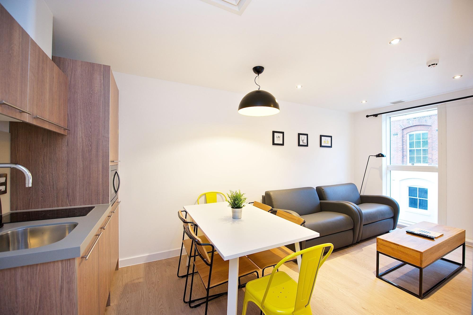 Staycity Piccadilly 4*