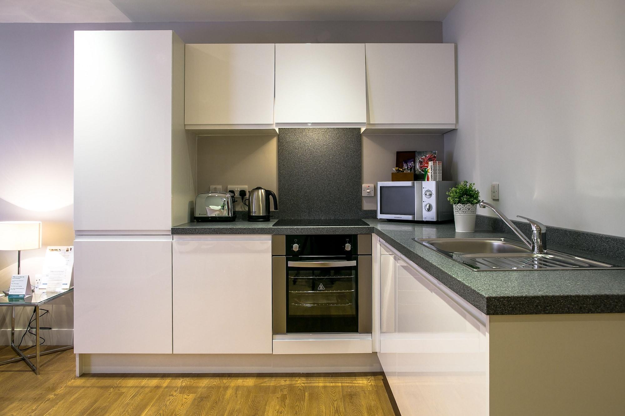 Cove Minshull Street Aparthotel