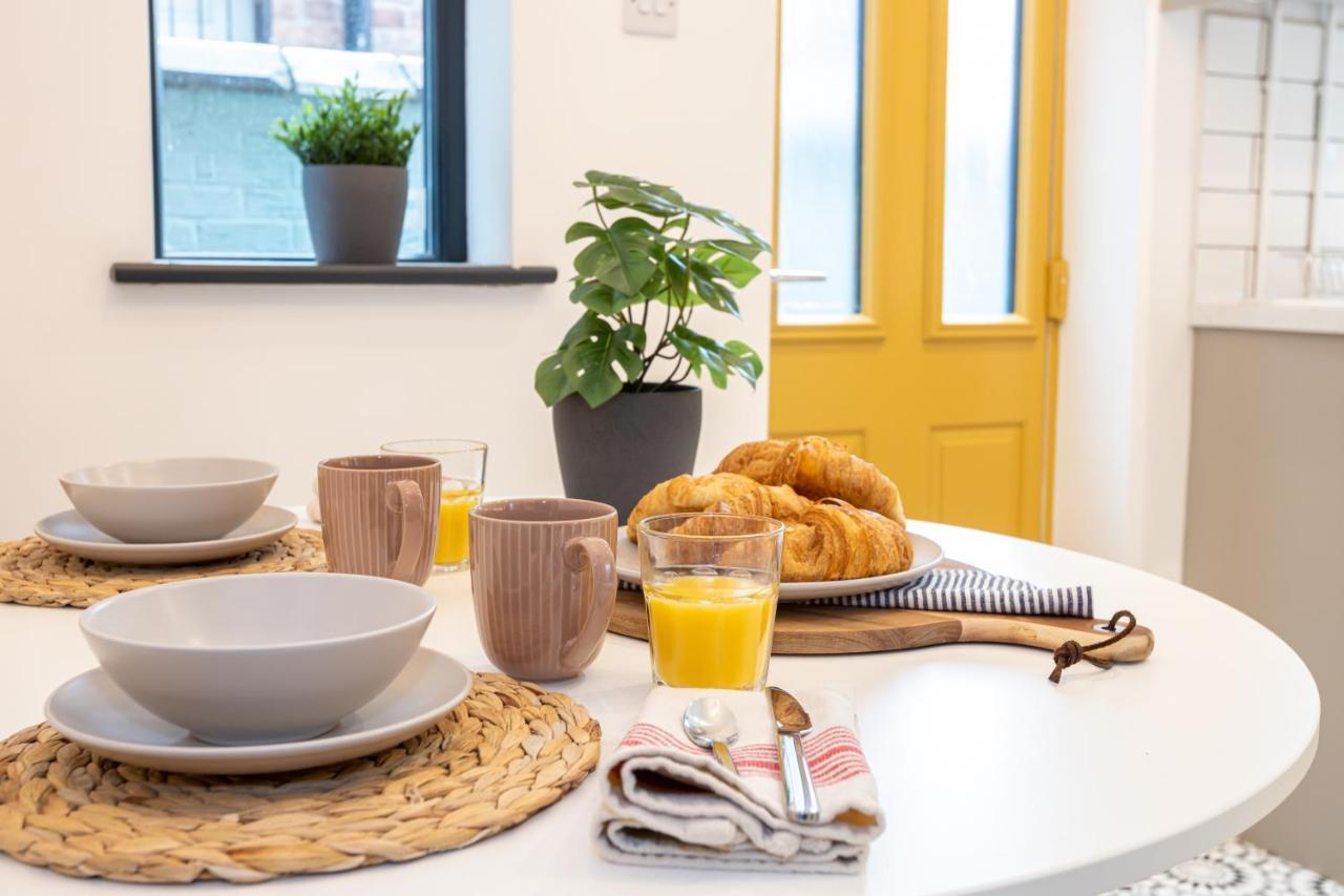 Holiday home Stunning Scandi Abode In Parking Manchester
