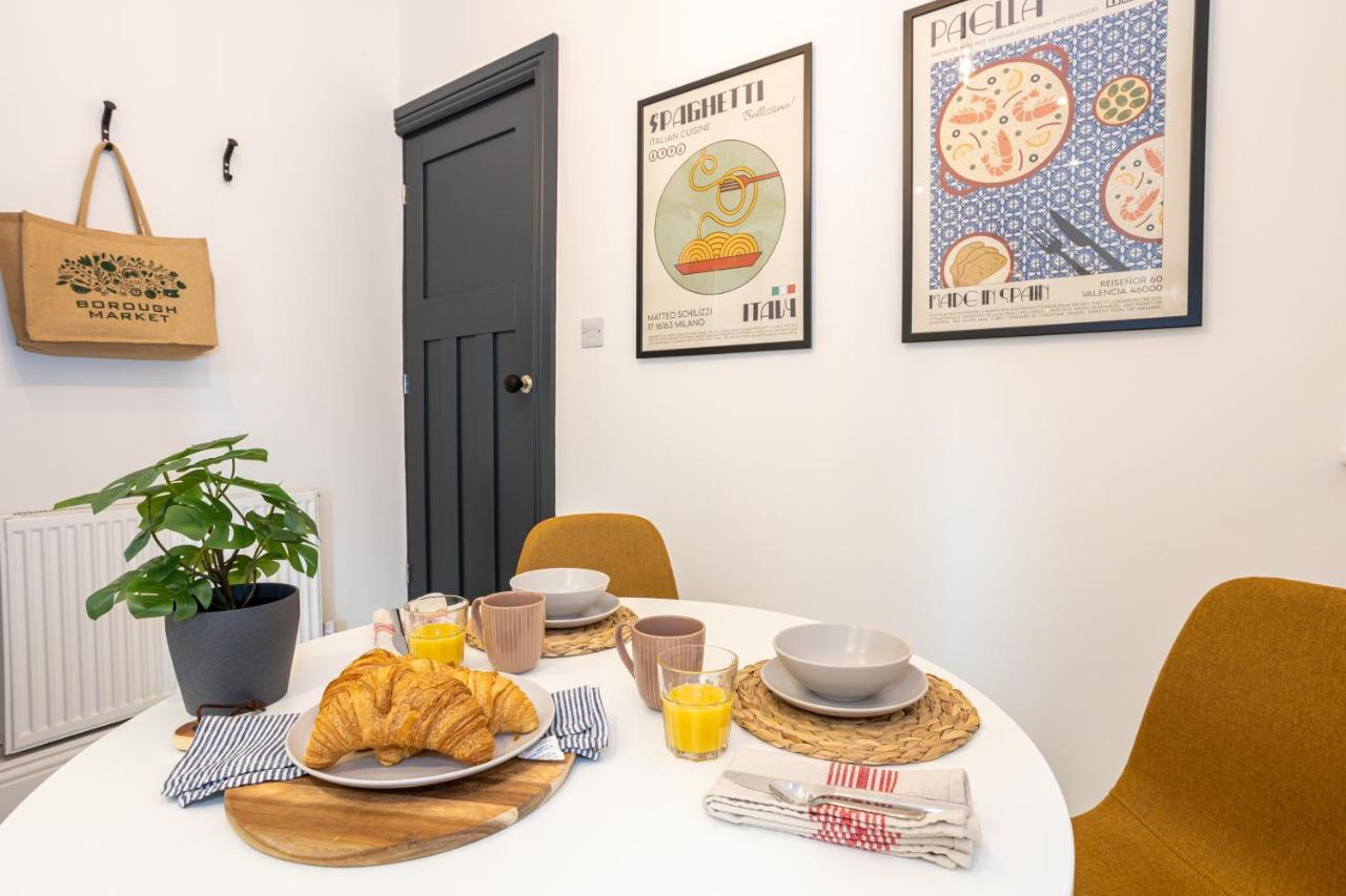 Holiday home Stunning Scandi Abode In Parking