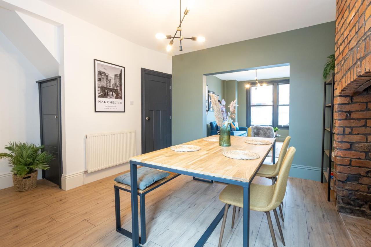 Stunning Scandi Abode In Parking