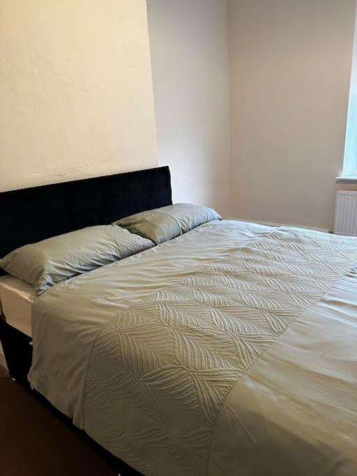 Apartment Clevedon House